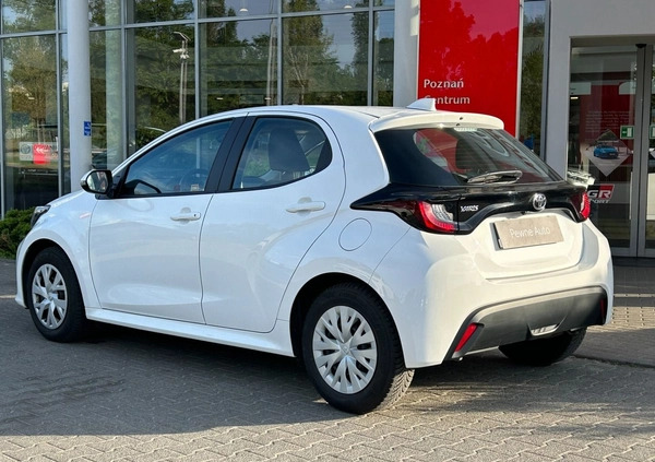 Toyota Yaris cena 84900 przebieg: 14000, rok produkcji 2023 z Poznań małe 106